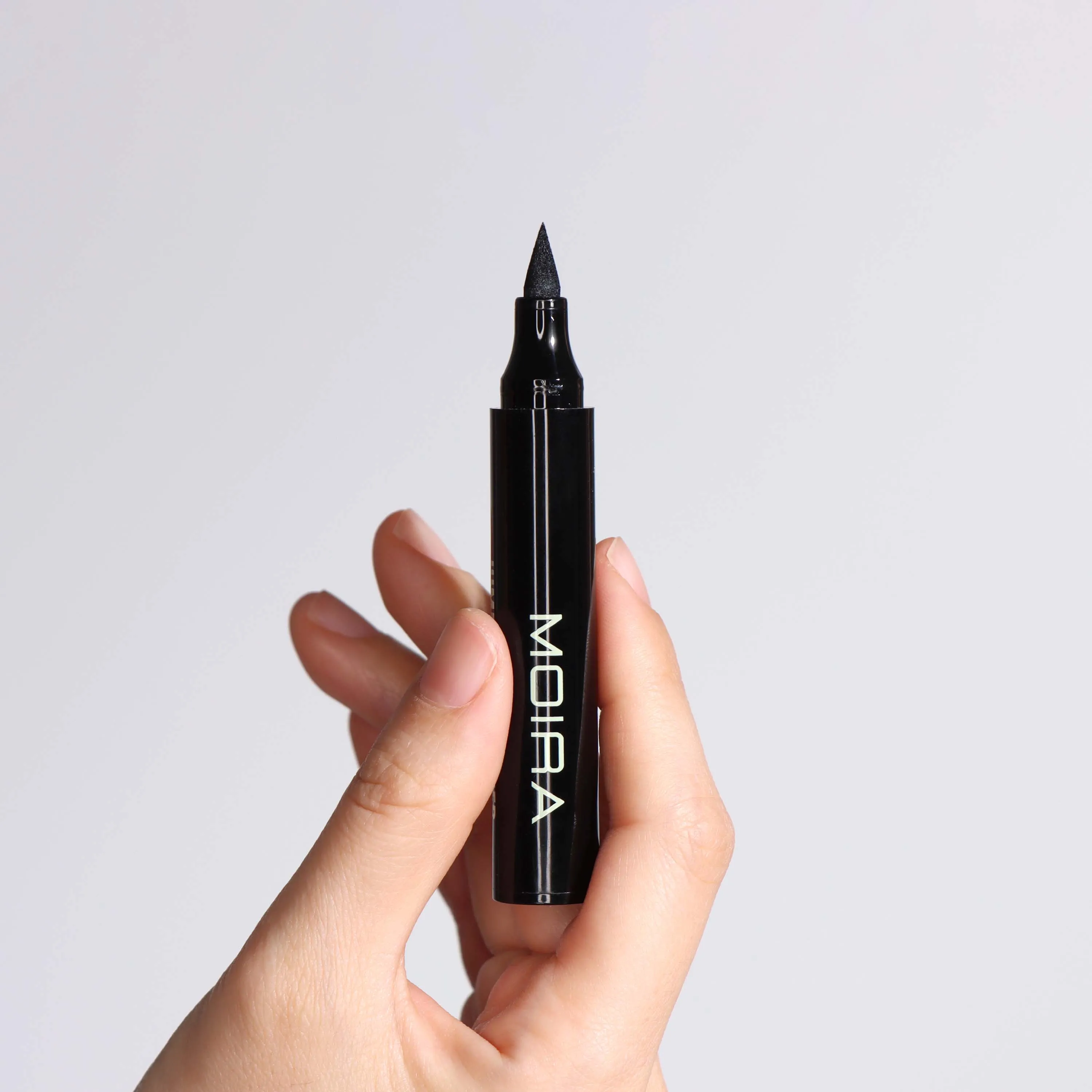 DELINEADOR LÍQUIDO JUMBO LIQUID - MOIRA