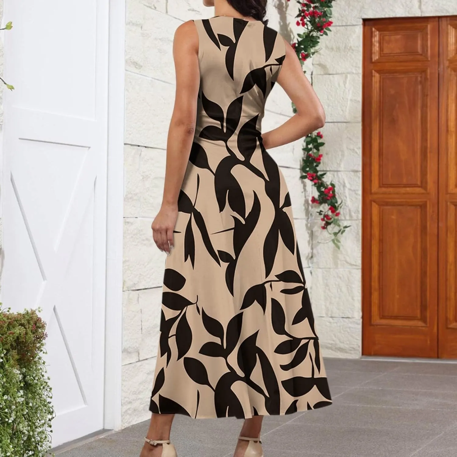 Maxi Dresses for Women 2025 Casual Trendy Summer A Line Flowy Dress Floral V Neck Sleeveless Formal Sundresses