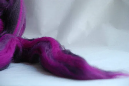 MULTIBLEND BLACK WIDOW ~ Merino wool 21mic