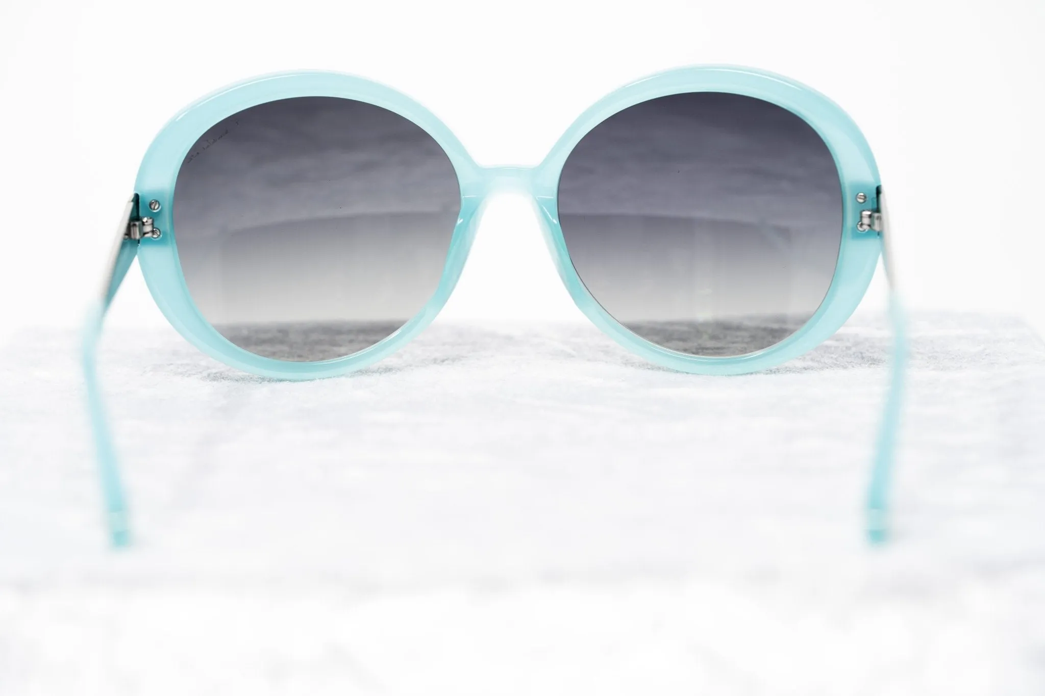 Oscar De La Renta Sunglasses Oversized Aqua and Grey